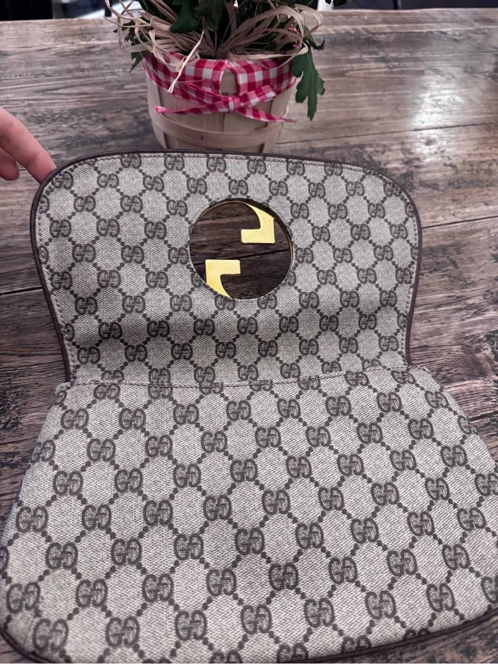 Authentic Vintage Gucci Blondie GG Supreme Clutch